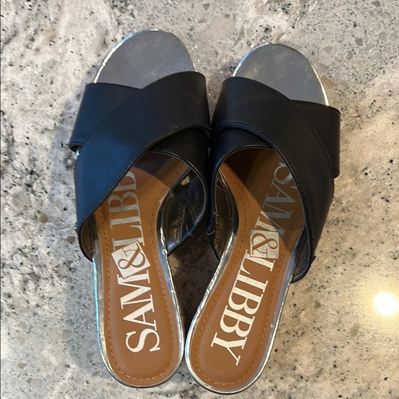 Sam & Libby NWOT Sam Edelman Black Black Wedges Size 7 - Picture 6 of 7